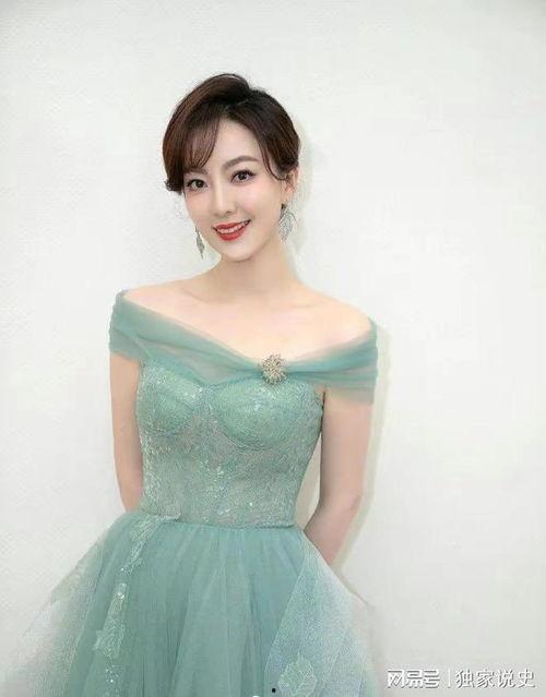 女大学生娱乐圈吃瓜,揭秘校园里的明星八卦风云 第2张 女大学生娱乐圈吃瓜,揭秘校园里的明星八卦风云 第2张